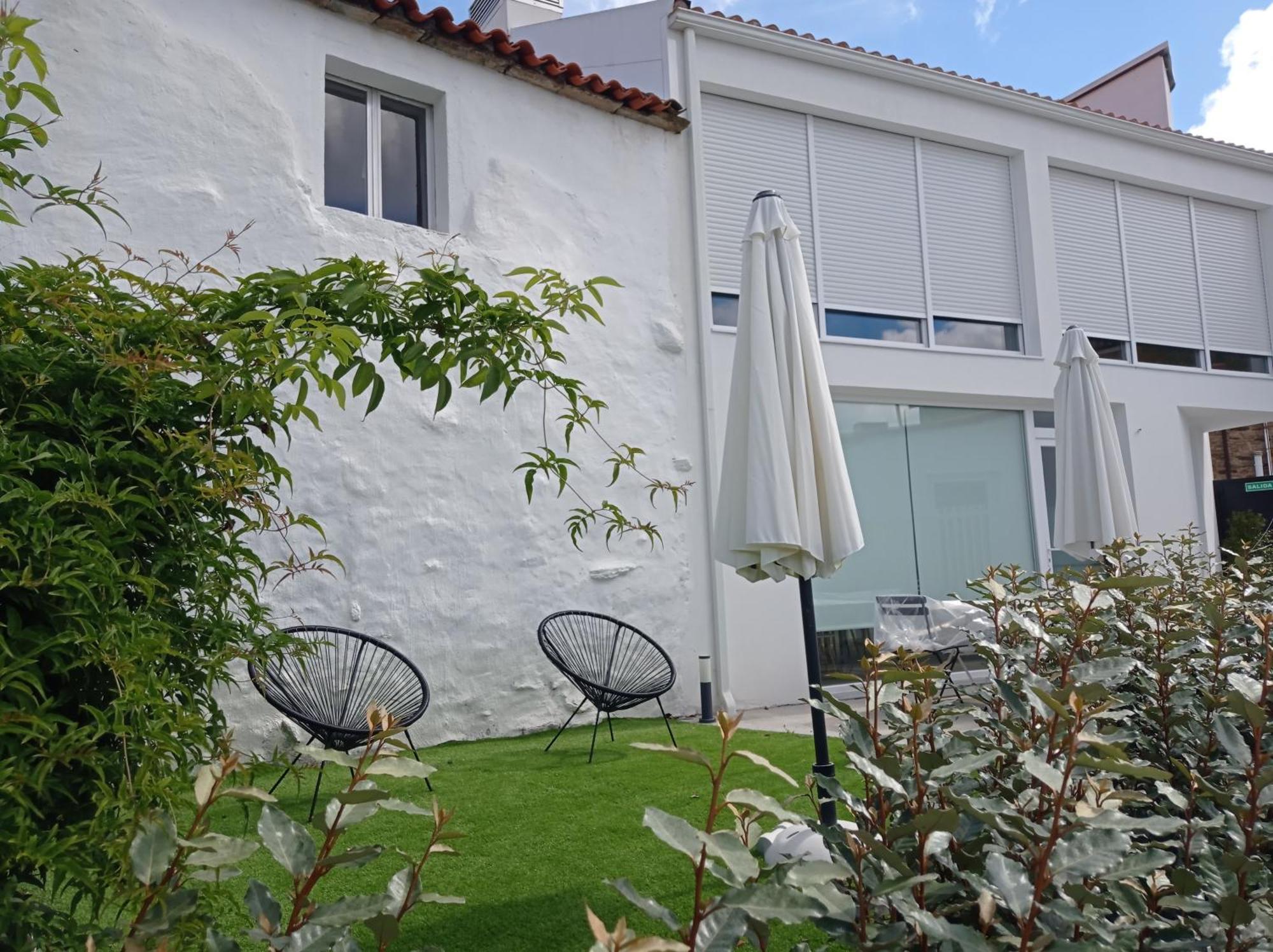 Casas Turisticas Lar Jardin - Parking Privado 圣地亚哥－德孔波斯特拉 外观 照片