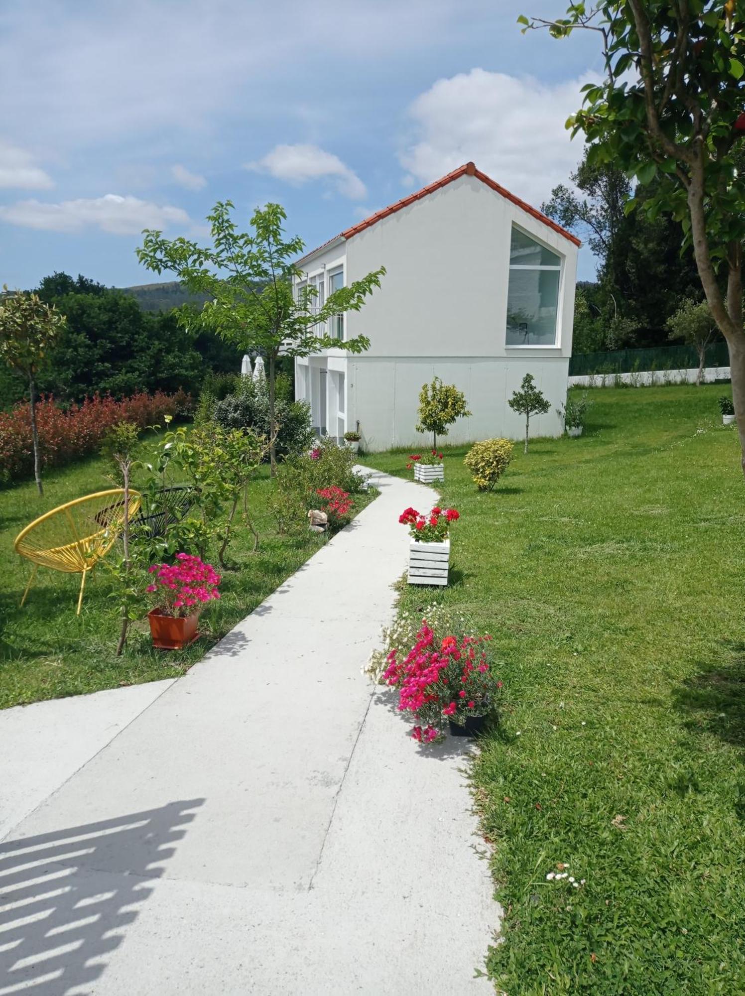 Casas Turisticas Lar Jardin - Parking Privado 圣地亚哥－德孔波斯特拉 外观 照片